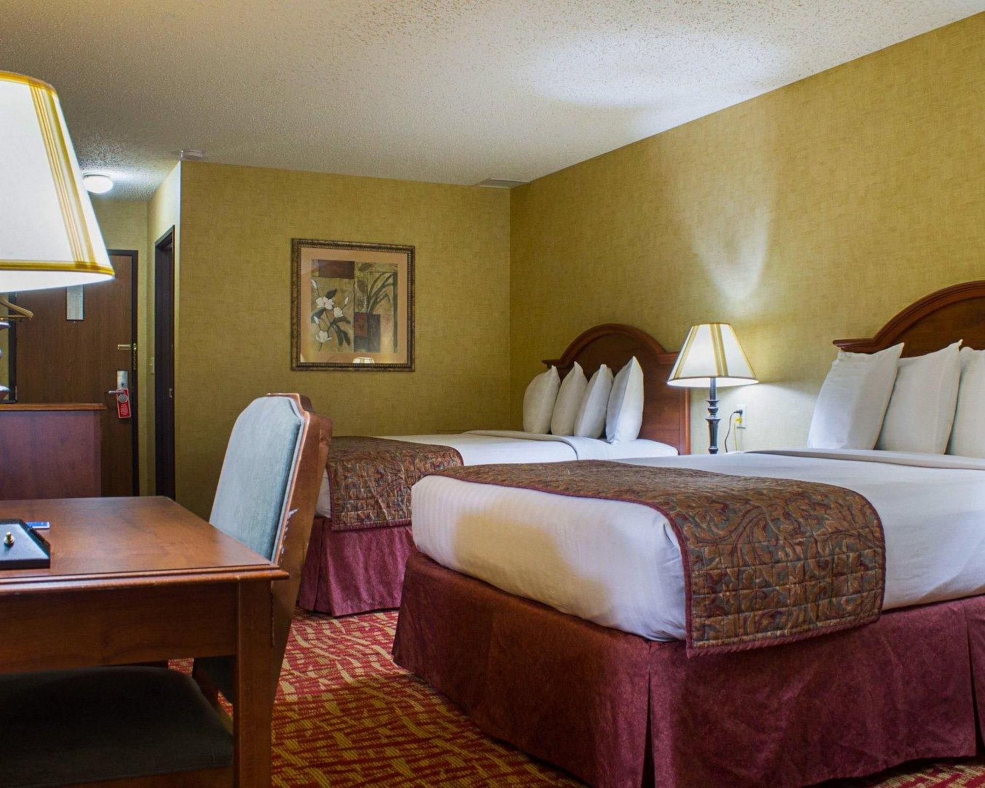 Rodeway Inn Columbia Mall Loop Grand Forks Exterior photo