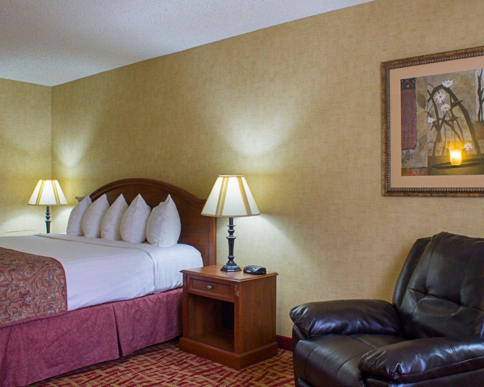 Rodeway Inn Columbia Mall Loop Grand Forks Exterior photo